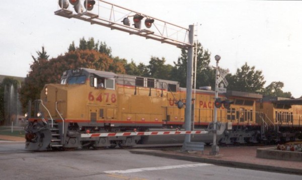 Dash9 6478